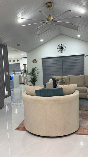 Living area - Charming Fort Myers Beach Escape 2BR/2BA Near Sand & Sun restaurants and fun. (Fort Myers Beach)