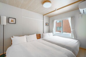 Apartment | Iron/ironing board, free WiFi