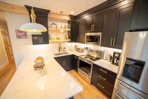 Unclassified image, 5 of 33, button - Hot tub Sauna 3k sqft 100 inch TV Massage Chair (Killington)