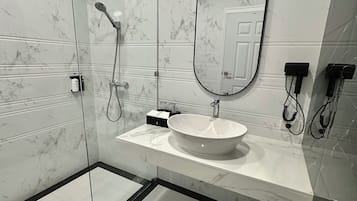 In-room safe, blackout curtains, free WiFi