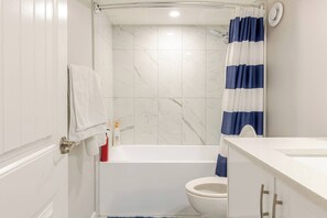 Apartment, 2 Bedrooms | Bathroom - A Cozy Home Away From Home at South East Calgary (Calgary)