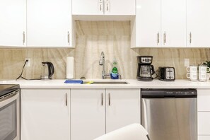 Interior - A Cozy Home Away From Home at South East Calgary (Calgary)