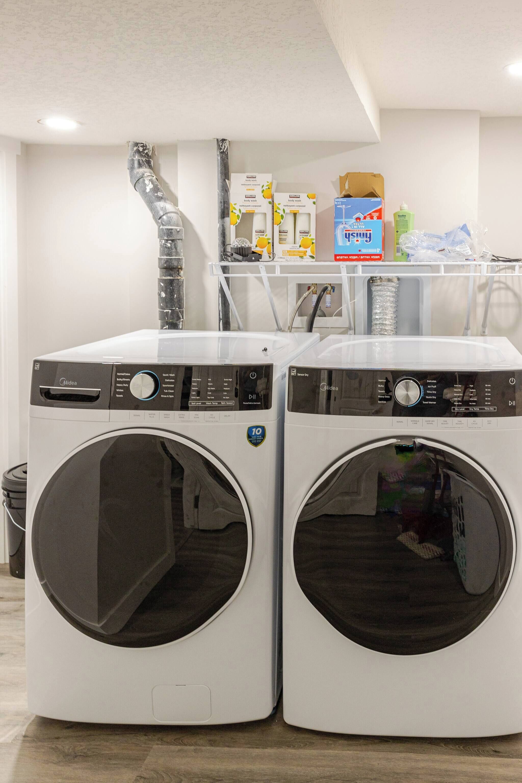 Apartment, 2 Bedrooms | Laundry