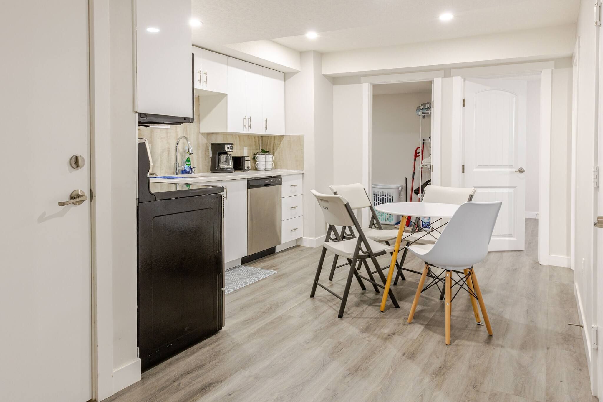 Apartment, 2 Bedrooms | Interior