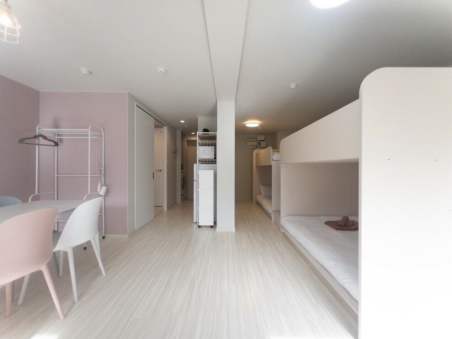 واي فاي وملاءات أسرّة