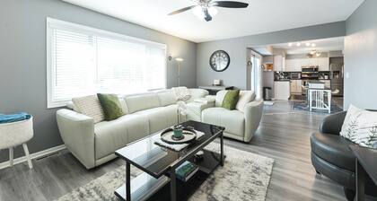 Spacious 4-bedroom house in Ankeny. For family, friends and business travelers