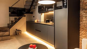 Duplex Superior | Eget kök | Mikrovågsugn, spishäll, brödrost och grytor/köksredskap