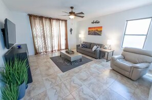 Living area -  Optional heated pool- 3-bedroom house in peaceful Surprise with AC (Surprise)