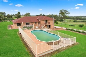 Imagen sin descripción, 2 de 9, botón