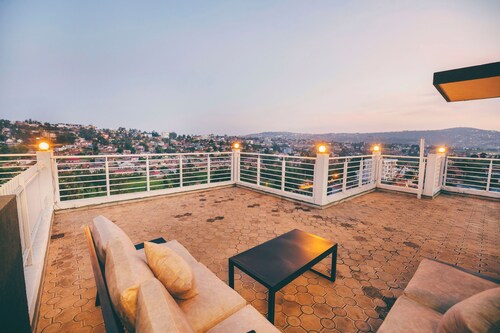 THE TERRACE TOWNOUSE, a Creative Escape in the Heart of Kigali