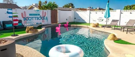 Piscine extérieure, piscine chauffée