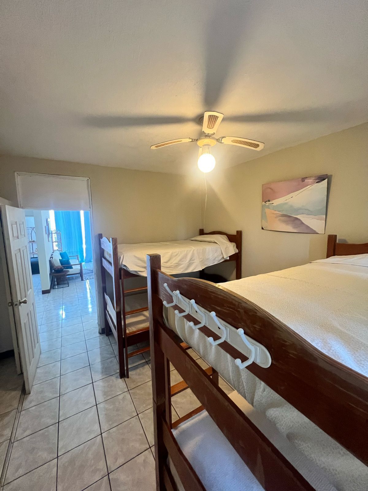 3 slaapkamers, gratis wifi, beddengoed, rolstoeltoegankelijk