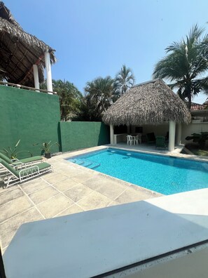 Pool - Casa de playa Villas Club AltaMar 1 - Chulamar Puerto de San José Guatemala (Puerto San José)