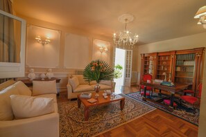 Vila família, vários quartos (Villa Nina Luxury With Pool) | Parte interna