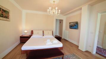 Familienvilla, Mehrere Schlafzimmer (Villa Nina Luxury With Pool)