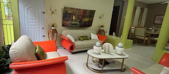 House 30 minutes from the beach of punta Rusia and the inlet 3 bedrooms and 2 bathrooms.