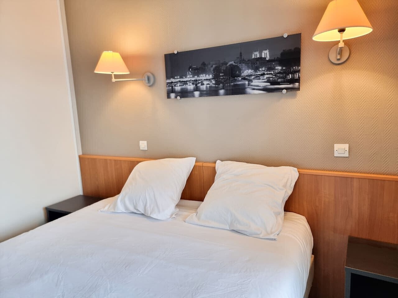 1 slaapkamer, een bureau, een strijkplank/strijkijzer, gratis wifi