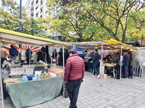 Outdoor dining - Apartment 2 steps from Paris La Défense Arena (Courbevoie)