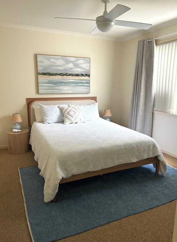 Marina 403- Modern Top Floor Apartment With Lift In The Heart Of Forster. - Forster
