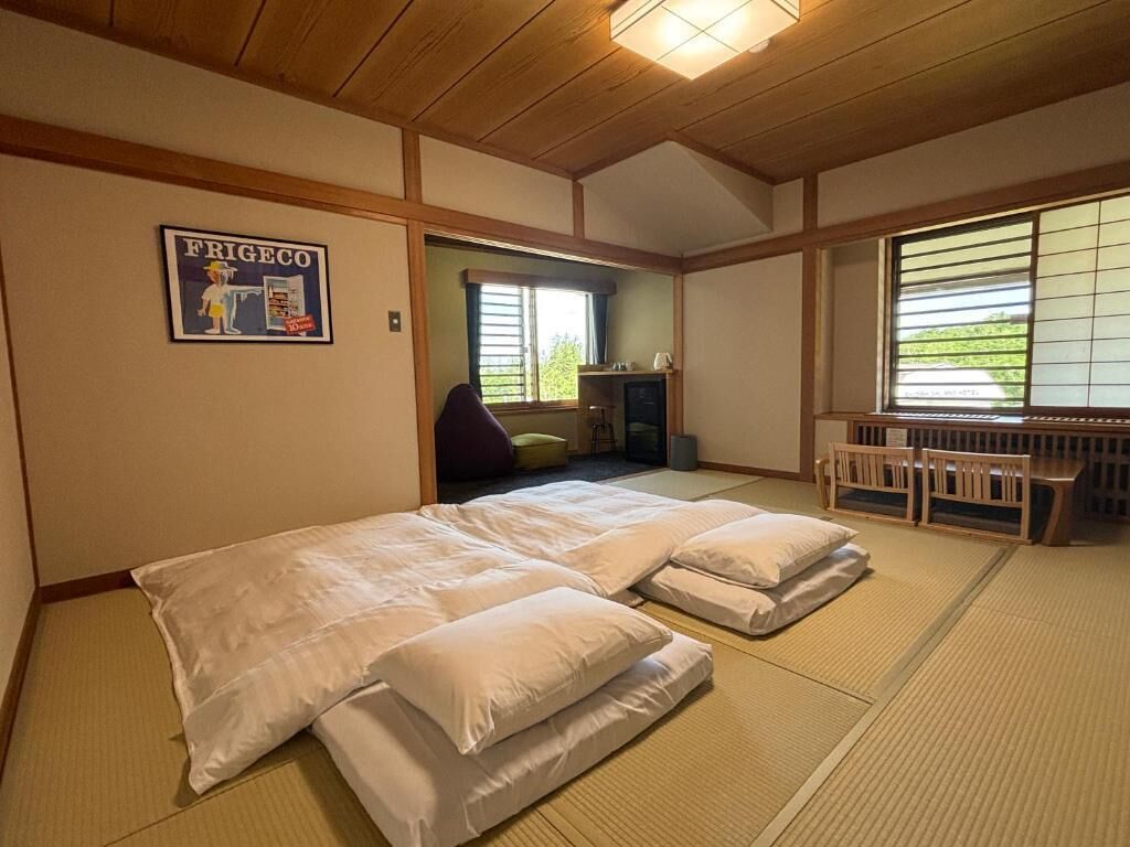 Coffres-forts dans les chambres, bureau, rideaux occultants