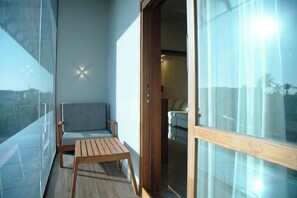 Superior Twin Room, Balcony, Mountain View | Property grounds - Gentur Enclave  (Mananthavady)