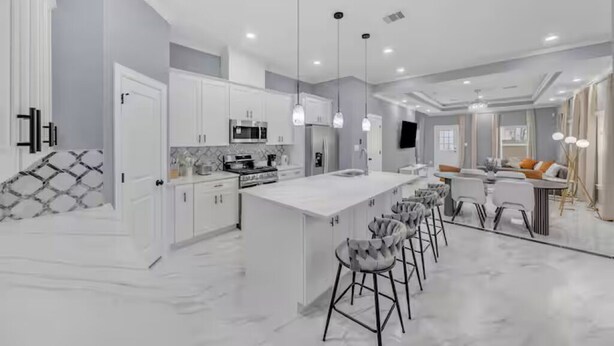 Unclassified image, 1 of 31, button - Elegant Modern Retreat • Sleeps 6 • Near NRG (Houston)