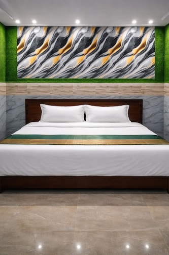 Hotel Krishna Kripa Dham Near Prem Mndir