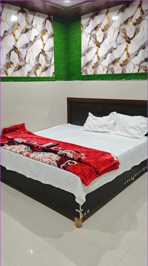 Ropa de cama hipoalergénica, escritorio, sistema de insonorización