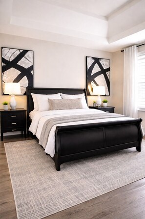 3 bedrooms, iron/ironing board, WiFi, bed sheets - Terrific 3-bedroom house with AC in charming Charlotte (Charlotte)