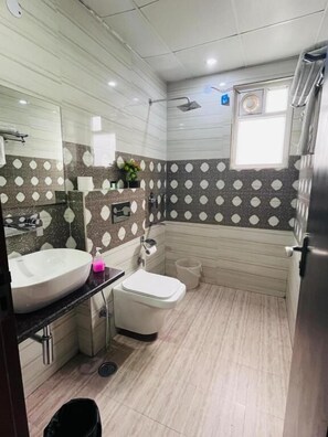 Double Room, Balcony, City View | Bathroom | Slippers - Hotel The Luxe 18 (Gurugram)