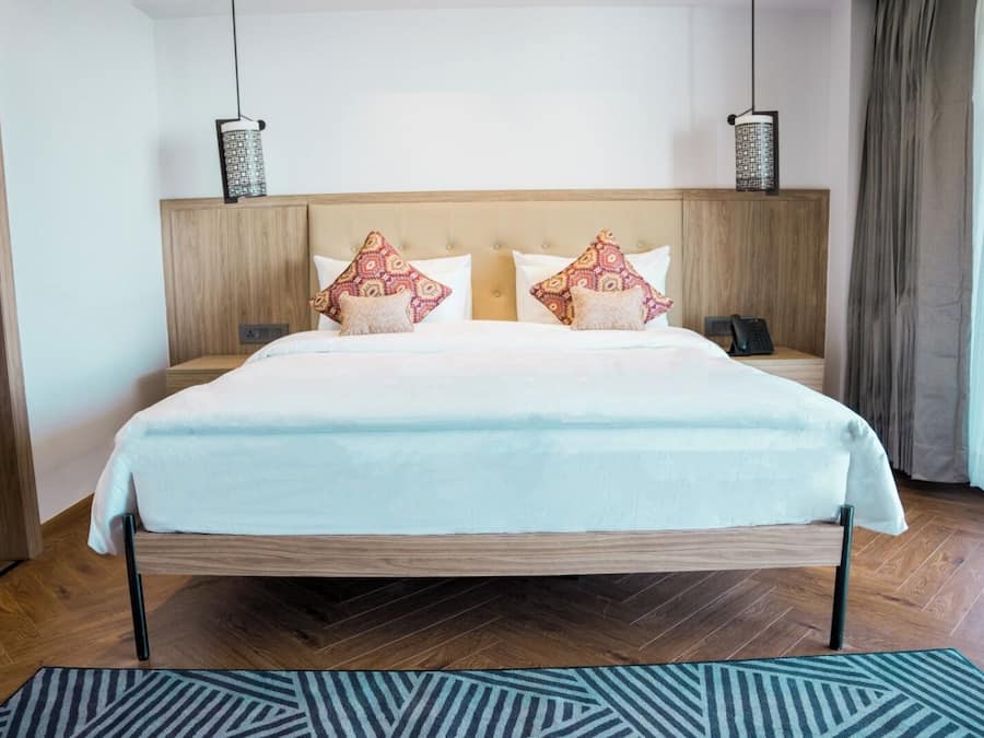 Deluxe Double Room | In-room safe, soundproofing, iron/ironing board, free WiFi