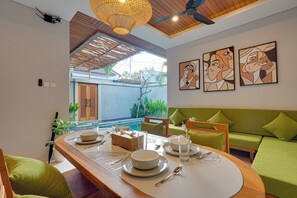 Villa, Pool View | In-room dining - Villa Umahera - Canggu (Canggu)