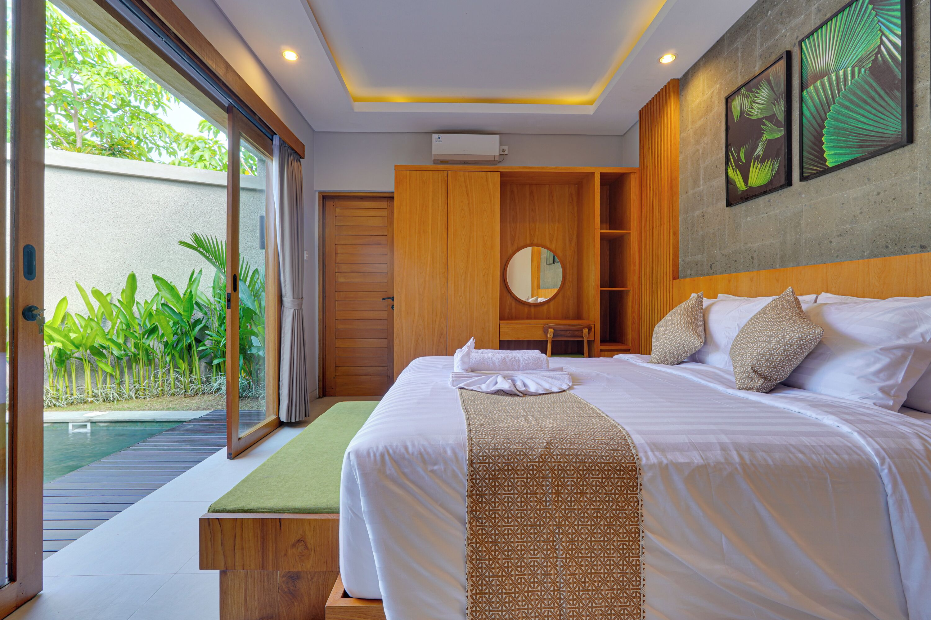 Villa, Pool View | In-room safe, desk, laptop workspace, free WiFi