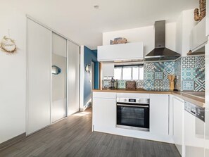 Private kitchen - The Big Blue! Between sea and mountains (Saint-Cyprien)