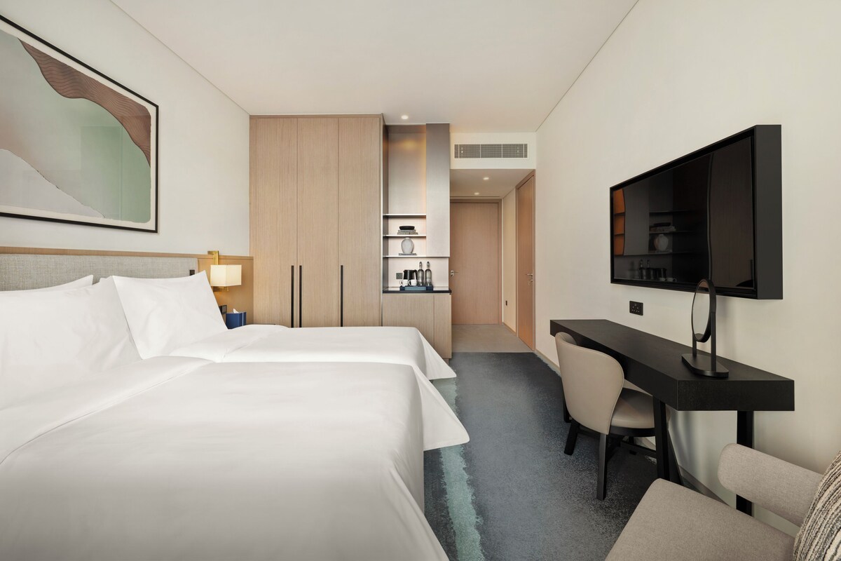 Minibar, in-room safe, blackout drapes, iron/ironing board