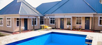  Hideaway Near Kilimanjaro Airport Private Pool & Chemka Hot Springs Access