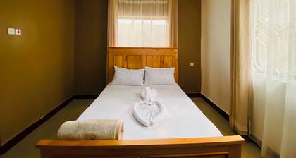Hideaway Near Kilimanjaro Airport Private Pool & Chemka Hot Springs Access