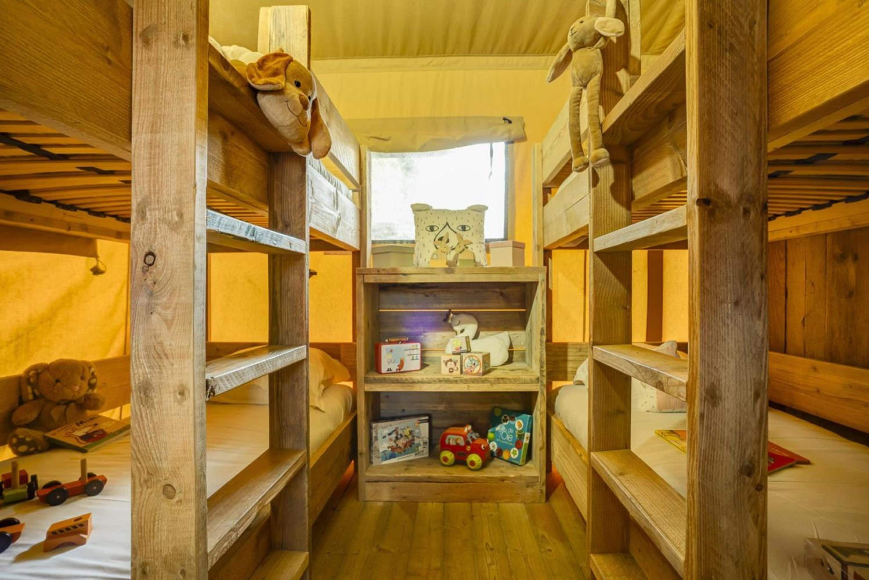 2 عدّة غرف نوم