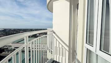 Apartamento, 1 habitación, accesible para personas con discapacidad | Balcón