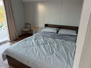 Standard Room, Patio, Garden View - Rim Nam Ozone Homestay (Uttaradit)