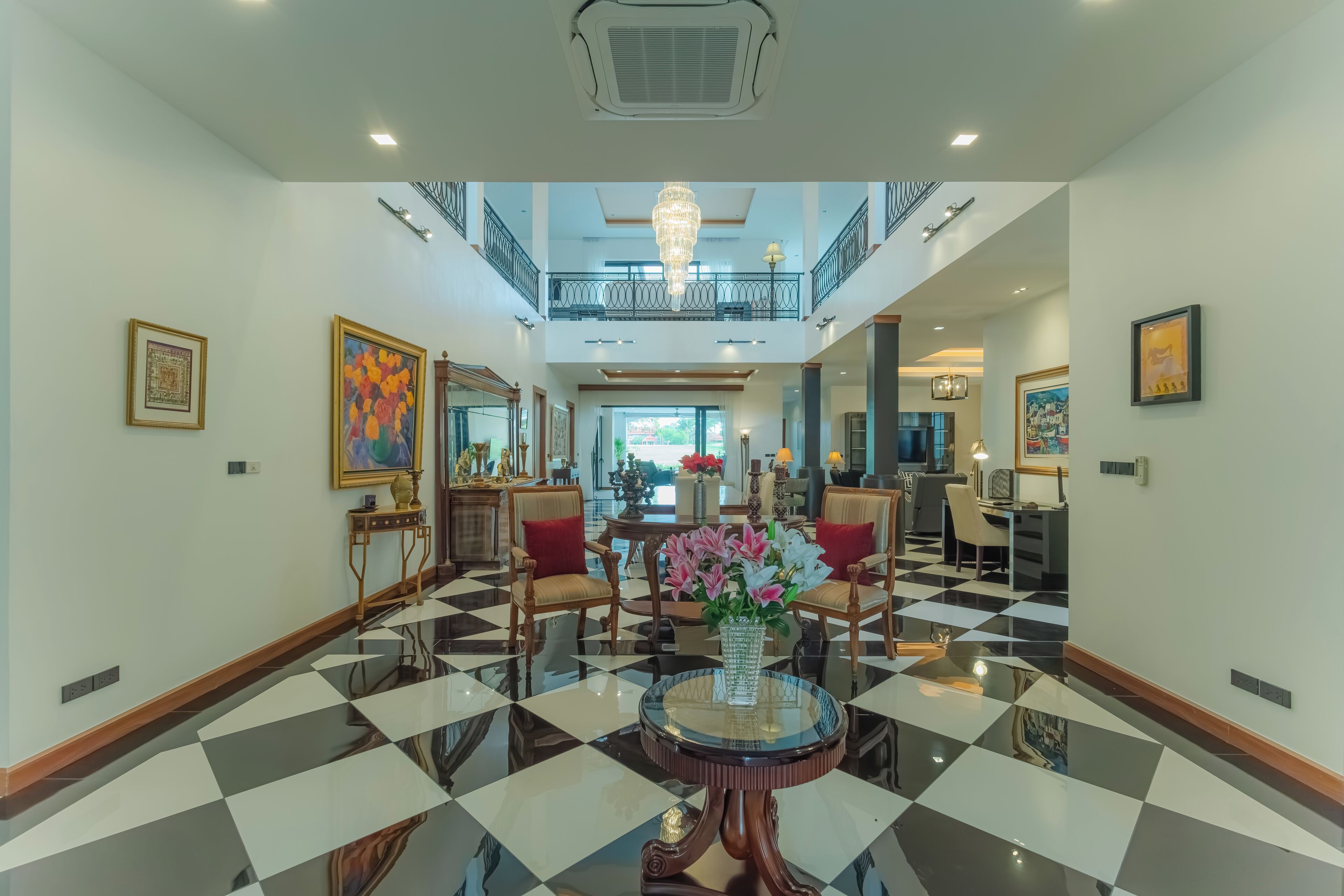 Biệt thự, quang cảnh sân golf | Khu sảnh