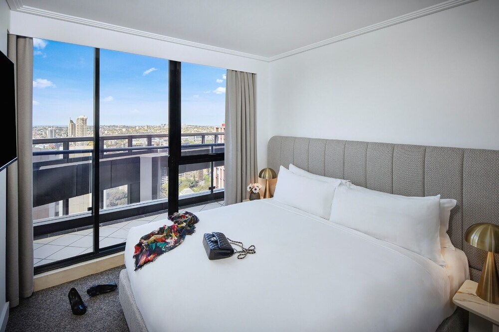 Exclusive Luxury Penthouse Apartment Rentals In Sydney Cbd photo