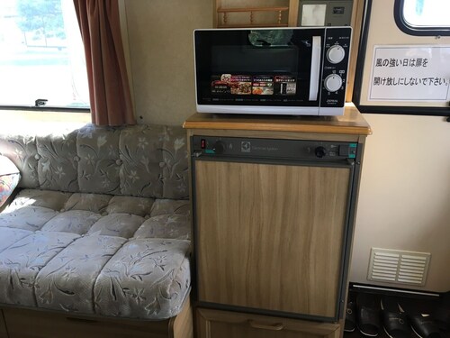 Heart Land Hills in Noto 37 Trailer House Sho