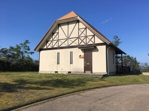 Exterior - Heart Land Hills in Noto 32 Umi no European House (Nanao)