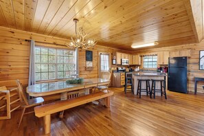 Fridge, microwave, oven, stovetop - Hot Tub + Pool Access, Game Room | Mins to Dollywood | Grand Getaway Cabin (Sevierville)
