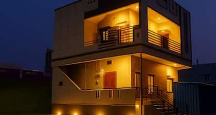 Rayara Karune Home Stay Mantralaya