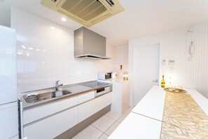 Private kitchen - Awaji Smile Resort Kuruma (Awaji)