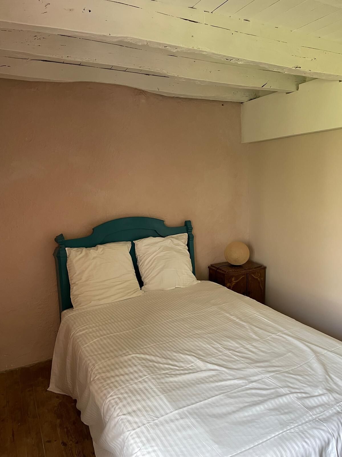 Accès Internet, draps fournis