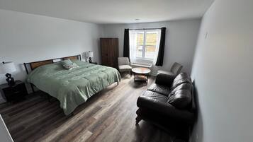 1 bedroom, internet, bed sheets