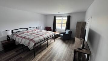 1 bedroom, internet, bed sheets